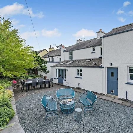4 Bed In Grange -over- Sands Oc-lcc71 *