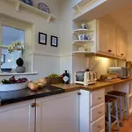 4 Bed In Grange -over- Sands Oc-lcc71 펜션 *