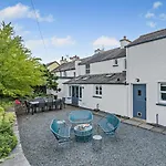 4 Bed In Grange -over- Sands Oc-lcc71 펜션 *