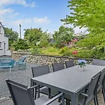 펜션 4 Bed In Grange -over- Sands Oc-lcc71 카트멜