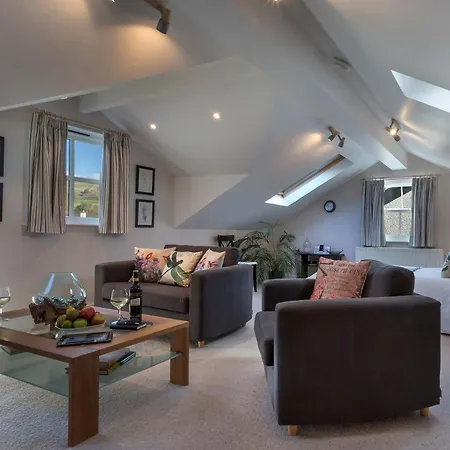 4 Bed In Grange -over- Sands Oc-lcc71 *