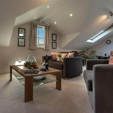 4 Bed In Grange -over- Sands Oc-lcc71
