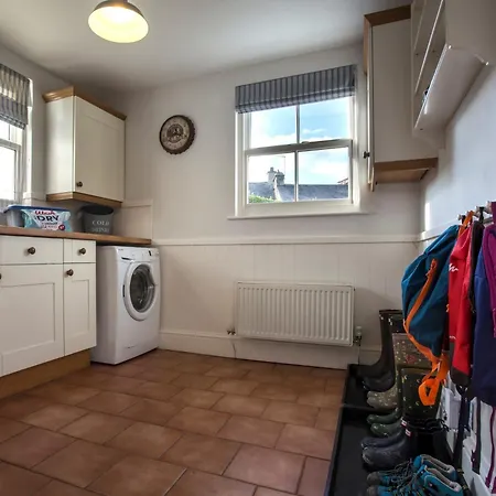 Сasa de vacaciones 4 Bed In Grange -over- Sands Oc-lcc71 *