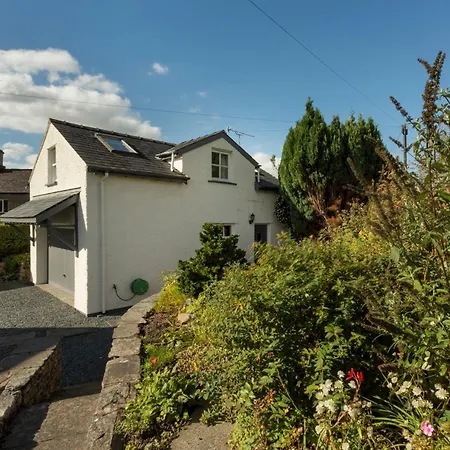 Дом отдыха 4 Bed In Grange -over- Sands Oc-lcc71