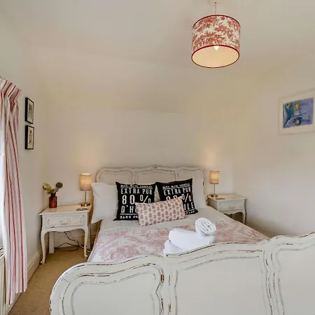 4 Bed In Grange -over- Sands Oc-lcc71 Tatil Evi