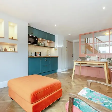 4 Bed In Grange -over- Sands Oc-lcc71