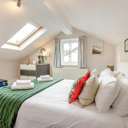 4 Bed In Grange -over- Sands Oc-lcc71